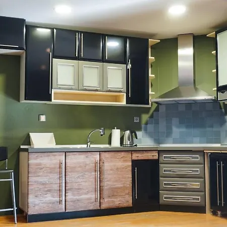 Westside Apartment, 2 Bdrms, Vesta Philoxenia Apartment
